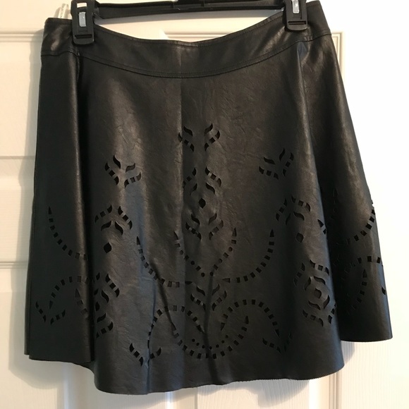 Earthbound Crochet blouse - Picture 2 of 3